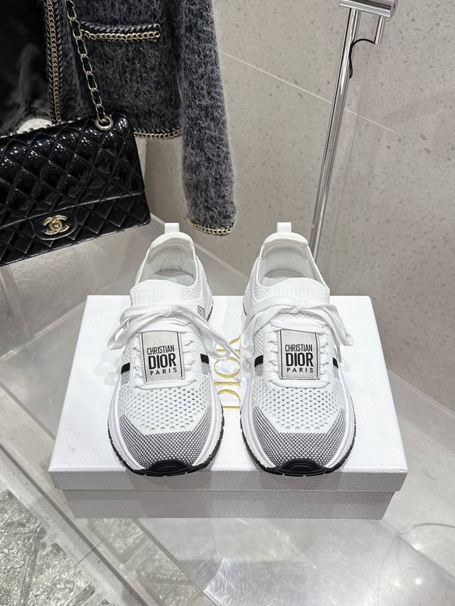 Factory-Direct Dior Dior Couple's Knit Flyknit Casual Sports Shoes. The Soft, Br