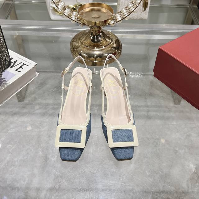Factory Release: Roger Viv*Er 2025 Early Spring New Arrival Hollow-Out Sandals W