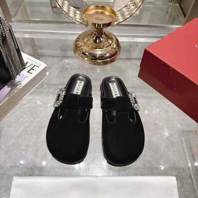 Model Number 34025, Summer New Arrival. Rv Viv' Rangers Diamond Buckle Mule Sand