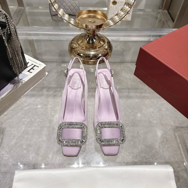 Factory-Direct Roger Vivier 2025 Spring/Summer New Arrival Rv Women's Shoes Bell