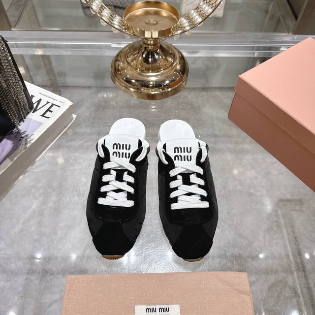 Factory-Direct Miu Mi* 25Ss Early Spring New Arrival Dexun-Style Toe-Covered Sli