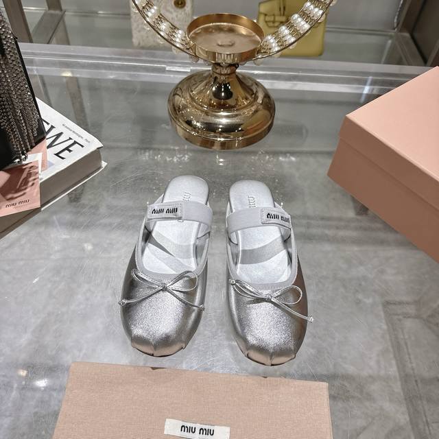 Factory-Direct Miu Miu 2025 Spring/Summer Bow-Knot Toe-Covered Slippers New Arri