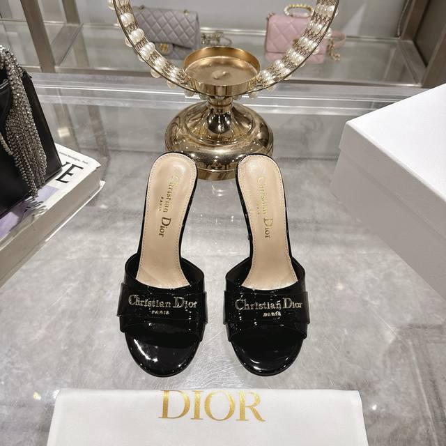 Factory-Direct 25Ss Early Spring New Arrival Dior D-My Metal Letter Round-Toe Op