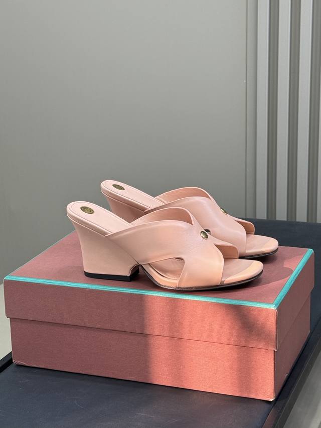 Lp Ss25 New Arrival~ Lp Summer Relaxation, From A Minimalist Design And Premium