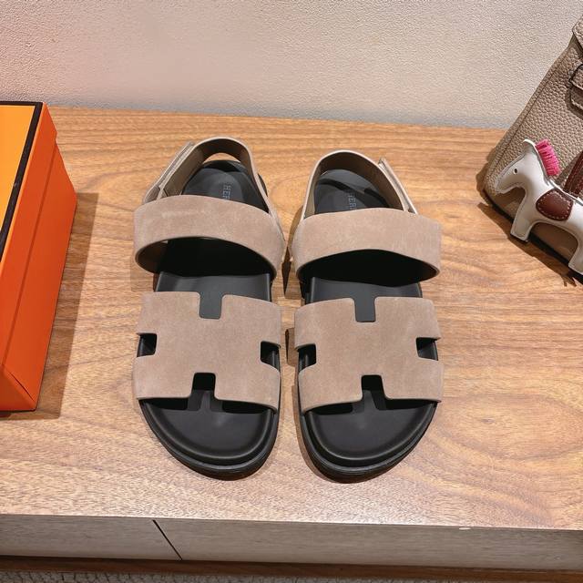Herm S S 25 Official Website New Sports Shoes H-Family 2025 Giga Sports Shoes Ne