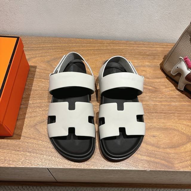 Herm S S 25 Official Website New Sports Shoes H-Family 2025 Giga Sports Shoes Ne