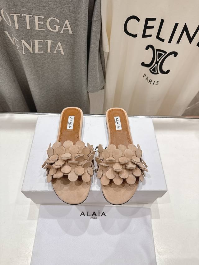 High-End Version, Exclusive New Product. Alaia 25Ss Runway-Inspired Hand-Embroid