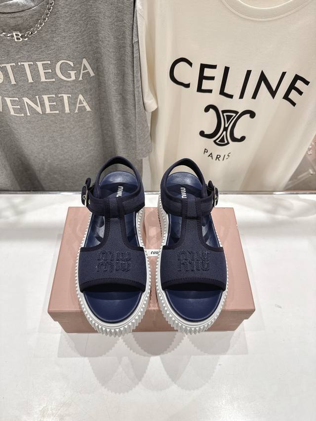 High-End Version Now Available. Miu Miu* Miu Miu 25Ss New Arrival Miu's 2025Ss R