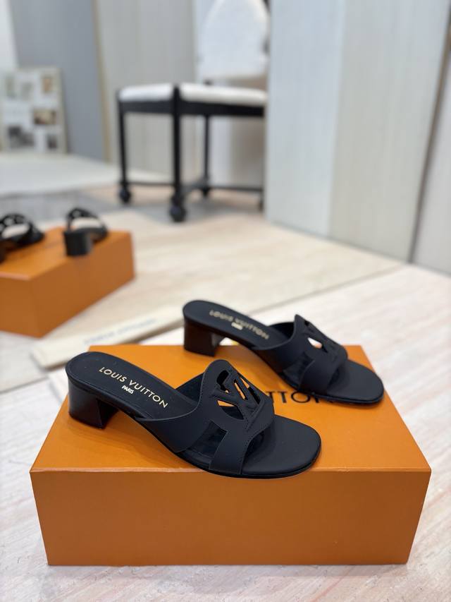 Factory Price: 25Ss Newly Upgraded Lizard-Patterned Sandals For A More Distincti
