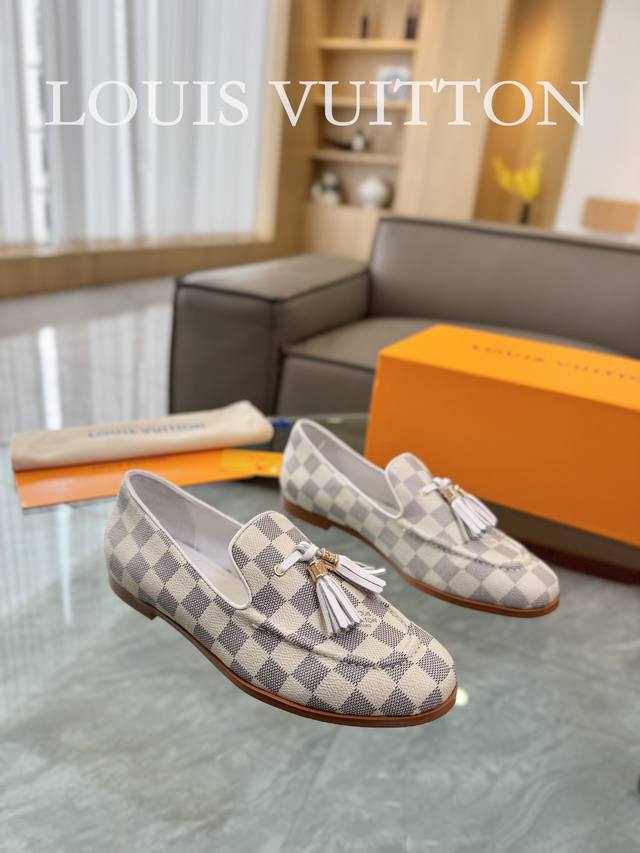 Factory Price P Gloria Loafer Series This Gloria Loafer Features The Classic Mon