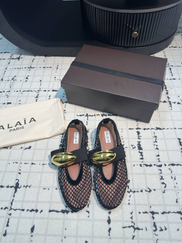 Alaia 5 Golden Large Buckle Lace-Up Fishnet Ballet Shoes - Premium Quality - Per
