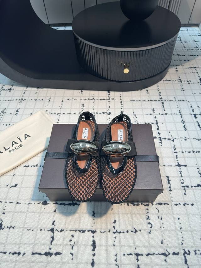 Alaia 5 Golden Large Buckle Lace-Up Fishnet Ballet Shoes - Authentic Quality - E