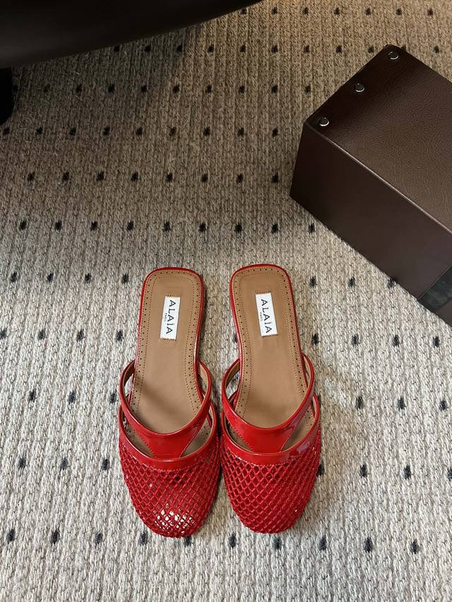 Exclusive New Arrival Alaia 25Ss Flat Toe-Post Mesh Shoes With A Half-Covered To