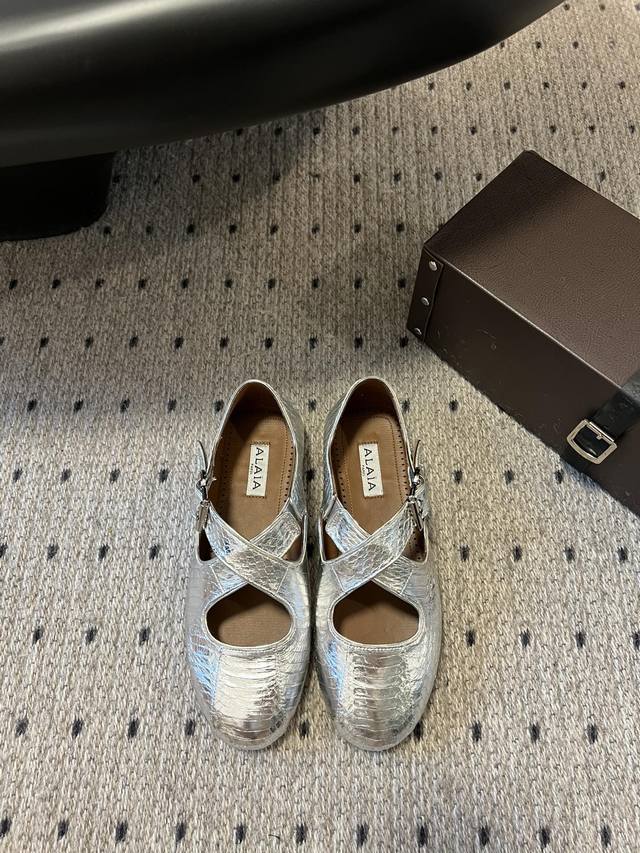Exclusive New Arrival Alaia 25 Runway-Inspired Flat Ballet Shoes In Multiple Col