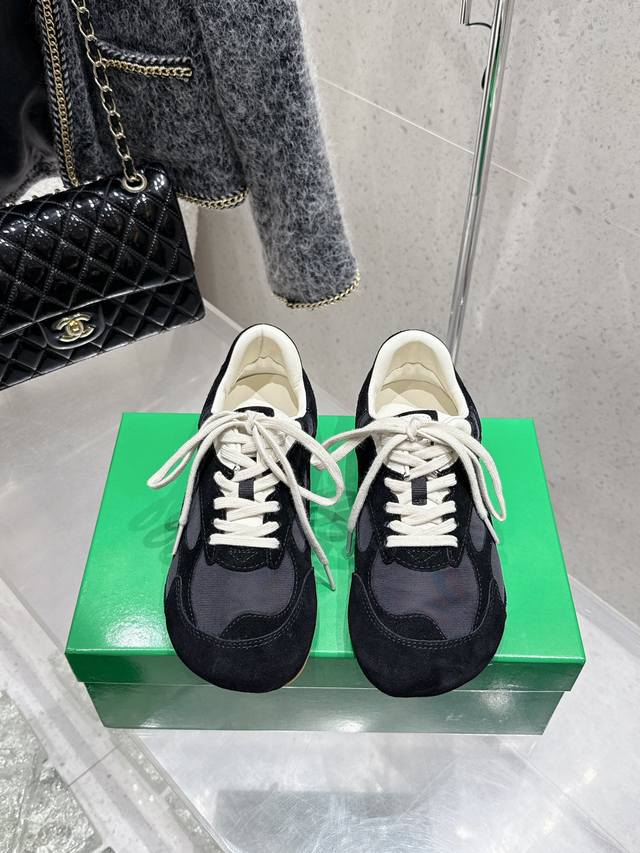 Women's And Men's Bottega Veneta Bv Butterfly House 25Ss New Arrival Couple's Re