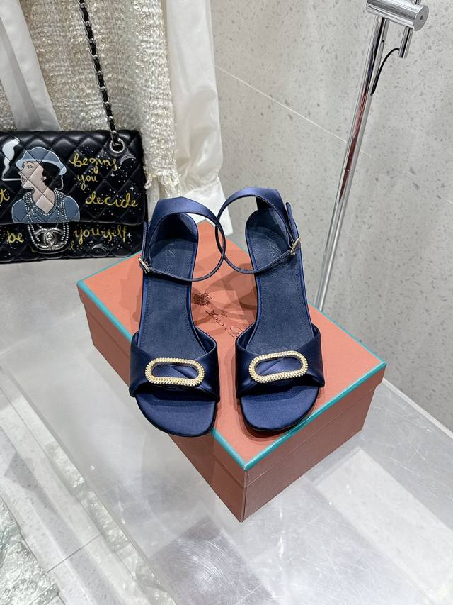 Loro Piana Lp Le You Pienya 2025Ss Spring/Summer Witch Retro High-Heel Sandals!