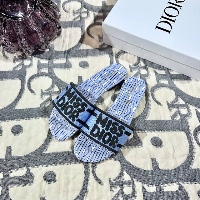 Manufacturer: Dior Miss Dior Series Flat Slippers, Letter Embroidered Slippers,