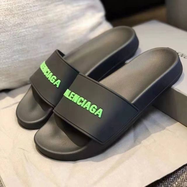 Factory: Balenciaga B-Logo Slides, Pu Foam Outsole, Genuine Leather Lining, Orig
