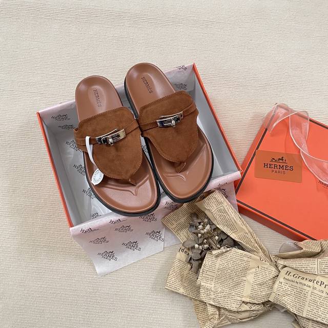 Orange Factory Price P Hermes Spring/Summer New Arrival Silver Buckle Thong Sand