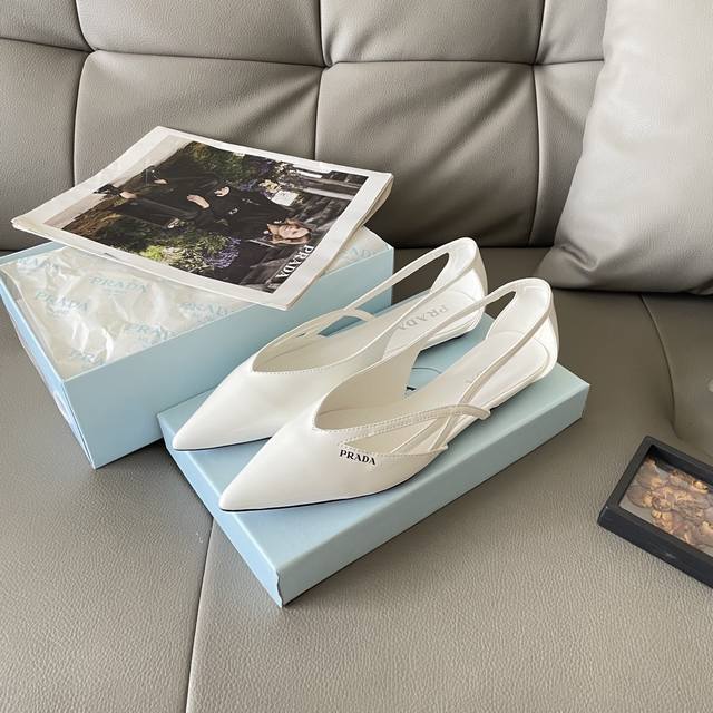Orange Factory Price P Prada New Summer Collection Pointed-Toe Lace-Up Flat Sand