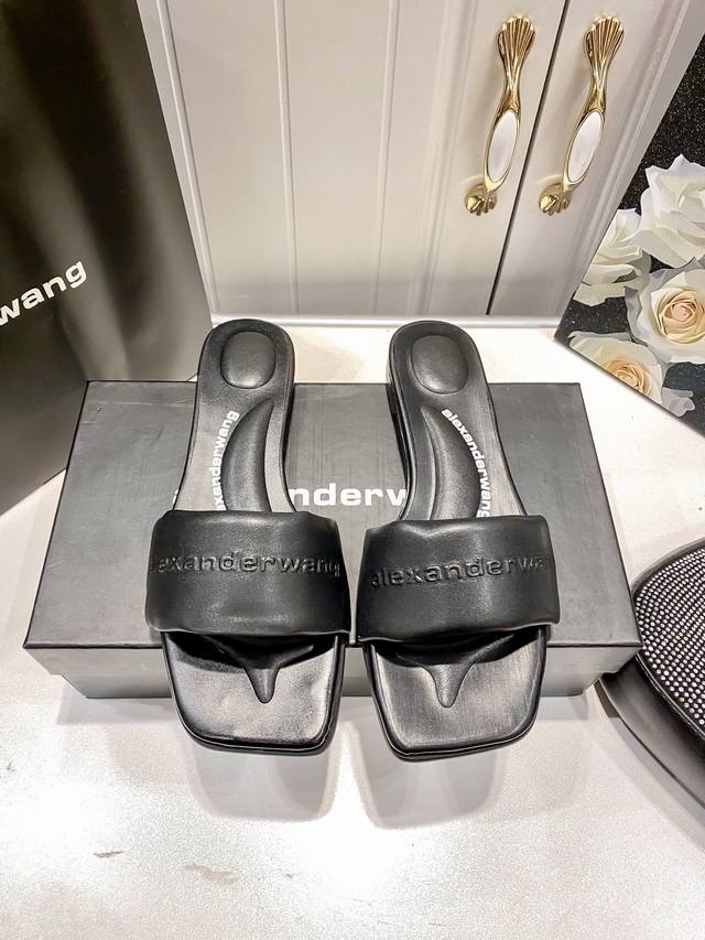 Factory: Alexander Wang 2025 Top-Tier Boutique Alexander Wang Fashion Week New A