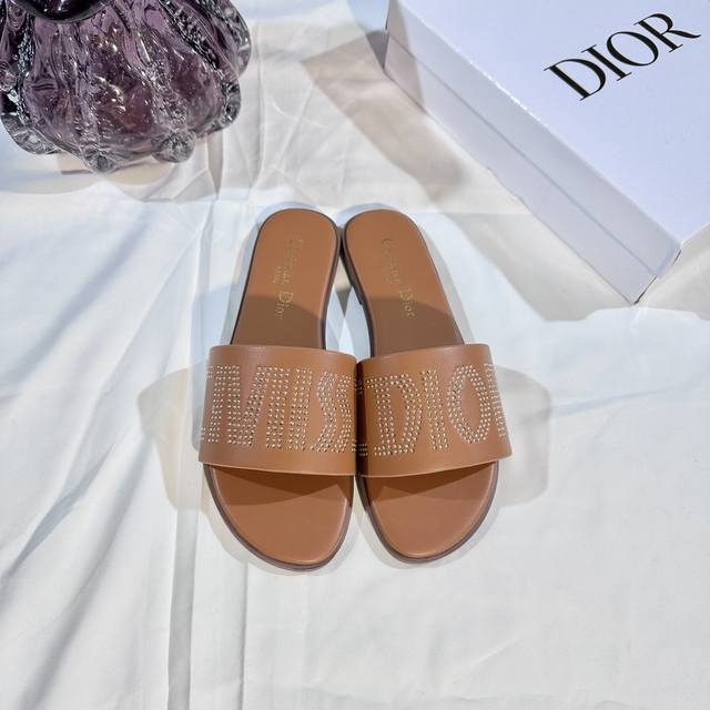 Factory: Dior 2025 New Color Space Pearl Flat Sandals, Thong Sandals, Casual San
