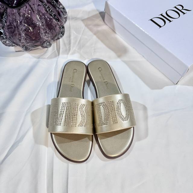 Factory: Dior 2025 New Color Space Pearl Flat Sandals, Thong Sandals, Casual San
