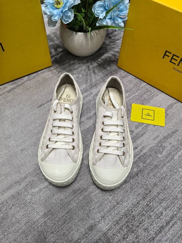 Orange Factory Price P Fendi Spring/Summer New Arrival Vintage Canvas Shoes Casu