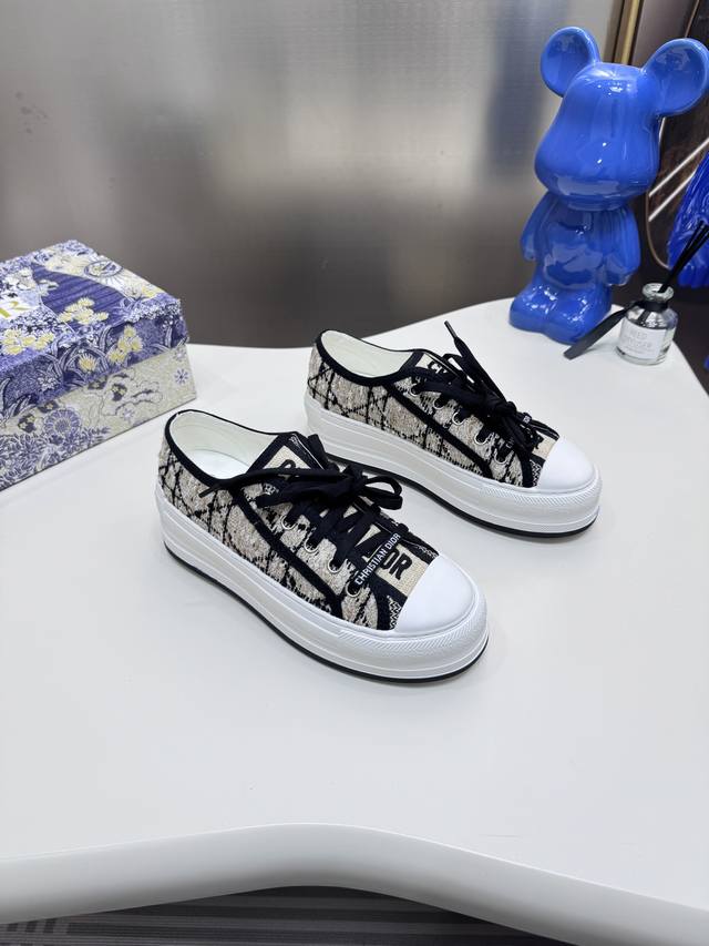 Factory: 2025Ss Dior Oblique Perforated Technology Dior Knit Thick-Soled Sneaker
