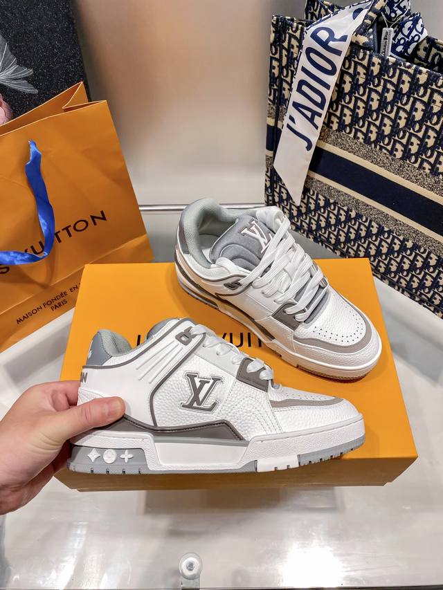Factory: Couple's Edition Lv New Arrival! Donkey Brand's New Colors Are Now Avai