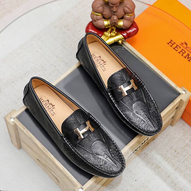 hermes Classic Slip-On Shoes Of The Same Style As Hermes Counters 1:1 Mold Or