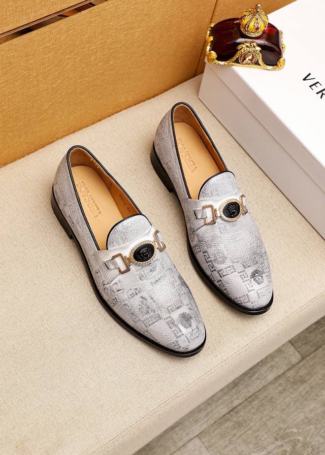 Product Trademark Versace Versace Casual Leather Shoes Regular Size: 38-44 45.46