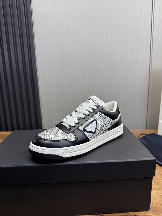 Factory P Price Prada Prada Official Website Synchronized New High-Quality Shipm