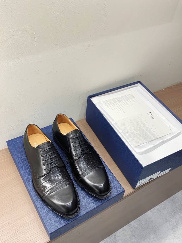 dior Dior High-End Men's Boutique Casual Leather Shoes Upper Boutique Crocodi