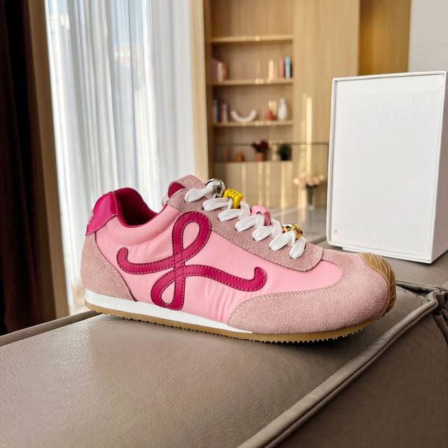 2630Loewe's Hot-Selling Casual Shoes Are Here. The Color Matching And Fresh D