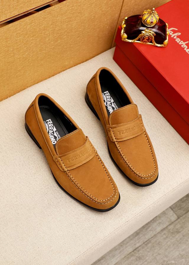 Product Trademark Ferragamo Salvatore Ferragamo Casual Leather Shoes Standard Si