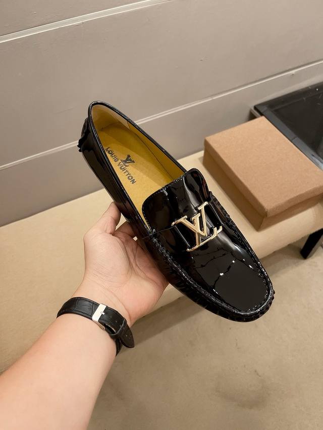 In Recent Years, Lv Has Always Been Shocking... Sheepskin Lining Refuses To Fade