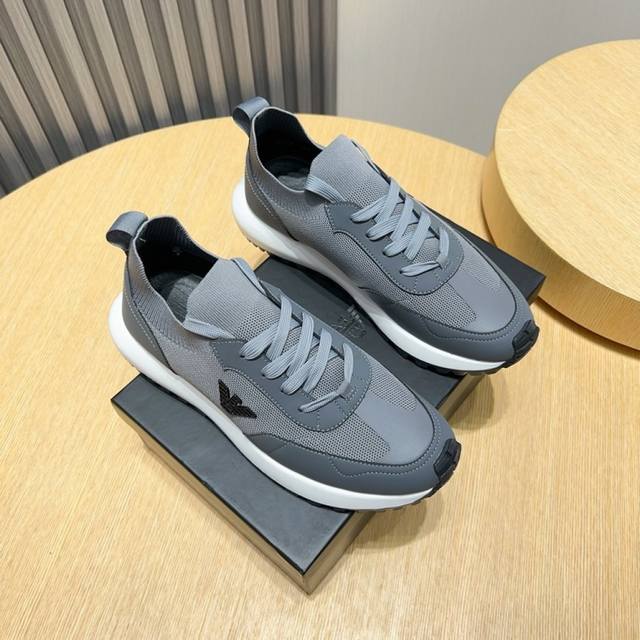 actory P Armani Armani's New Fashion Men's Sports Shoes Are Carefully Crafted