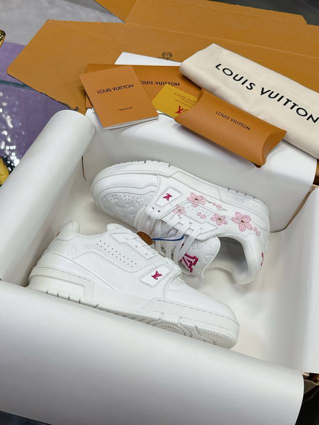 Factory P Price P Louis Vuitton's Popular Trainer Sneakers, Everyone Must Buy Th