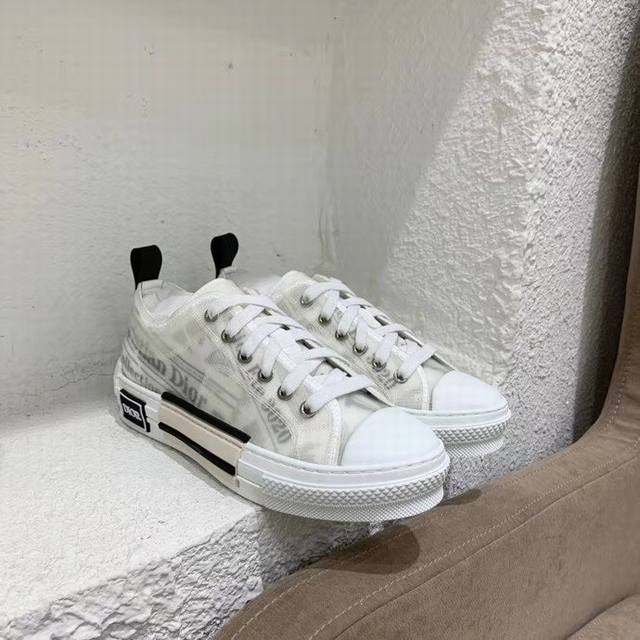Female Male Dior Dior Top Version Couple Model Upper Uses Exclusive Custom Origi