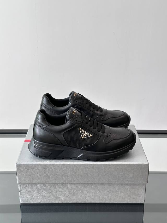 prada Prada Men's New Sports Casual Shoes. The Upper Of This Sports Shoe Is M