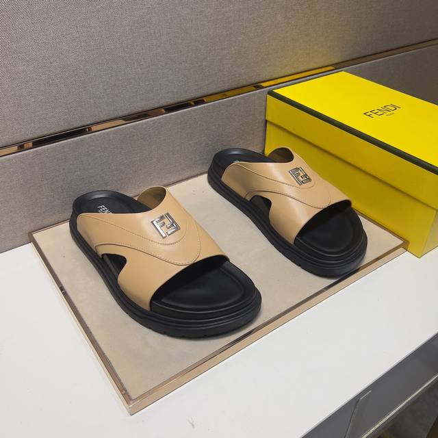 Factory Price Pp Fen Men's Casual Slippers 2025Z Cabinet Simultaneous Sale Size: