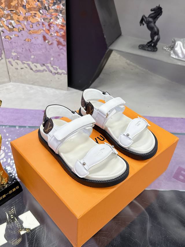 louis Vuitton Lv Sandal Series Louis Vuitton Summer New Slippers Are On Sale