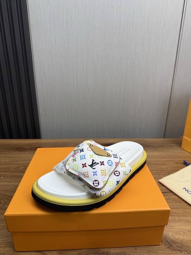 Factory P Price Lv. Hot Selling Men's Slippers Official Website One To One Produ