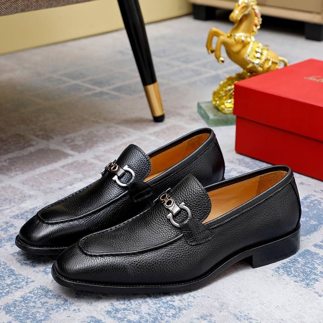 Factory Price Ferragamo New Men's Casual Slip-On Shoes Official Website Original