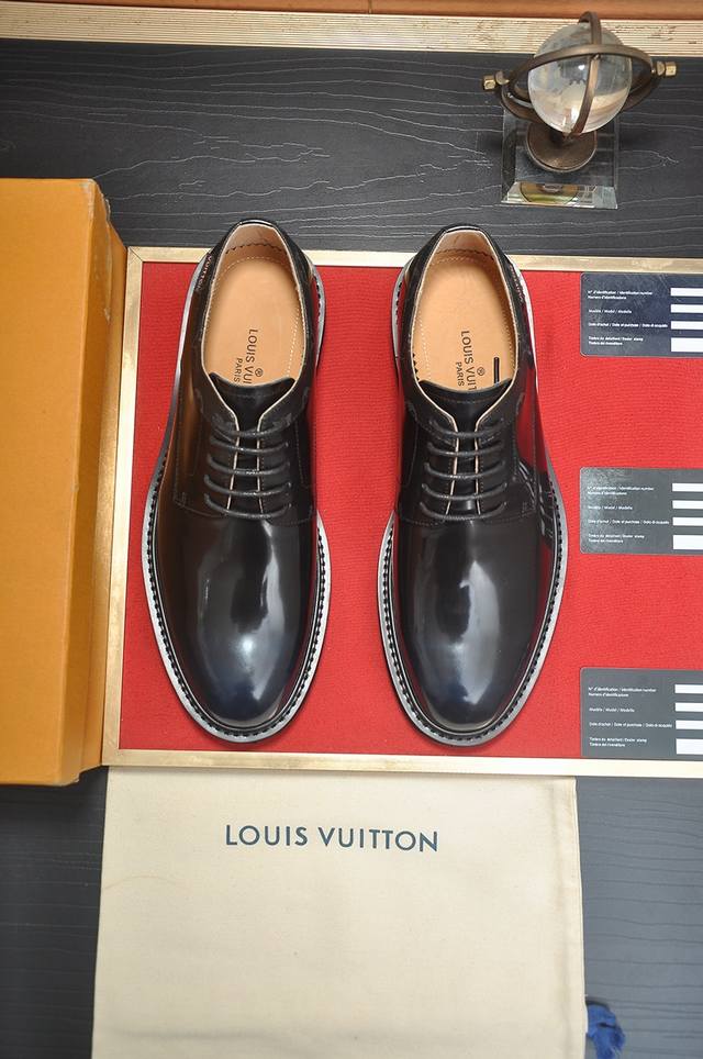 Factory Price P Lv Original Cowhide Lining Lv Latest Genuine Leather Business Su
