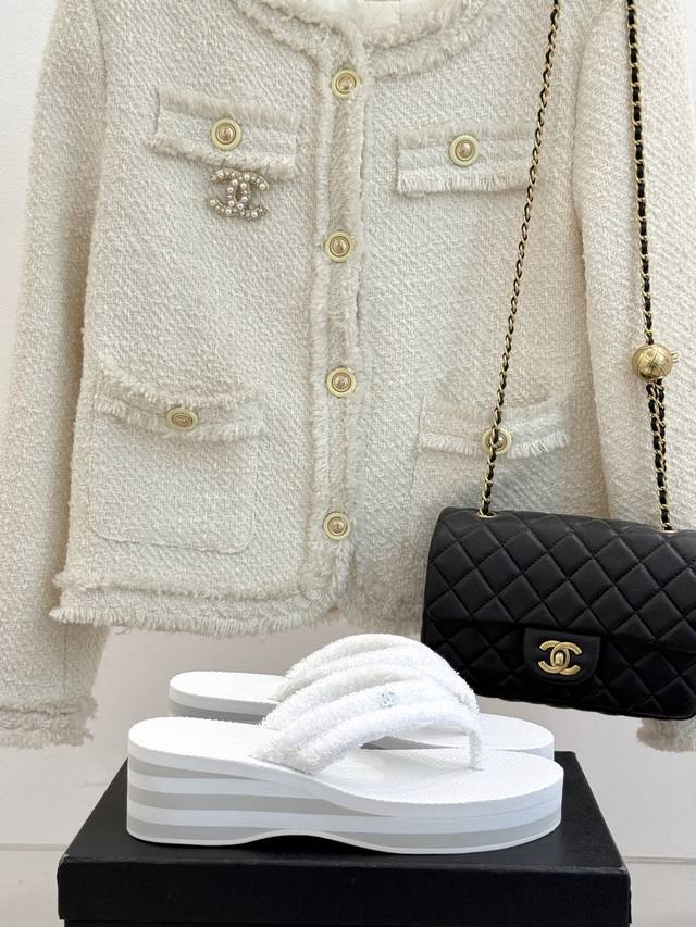 chane* Chanel 25C Early Spring New Product Milan Catwalk Thick-Soled Flip-Flo