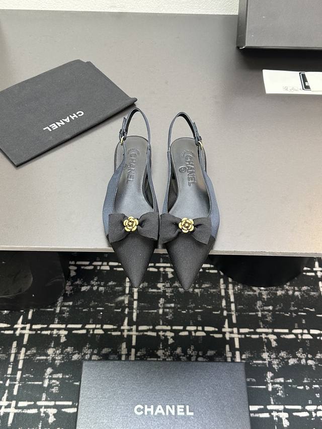 2025 A Versatile Series Of Sandals Worn By Many Celebrities And Bloggers At H
