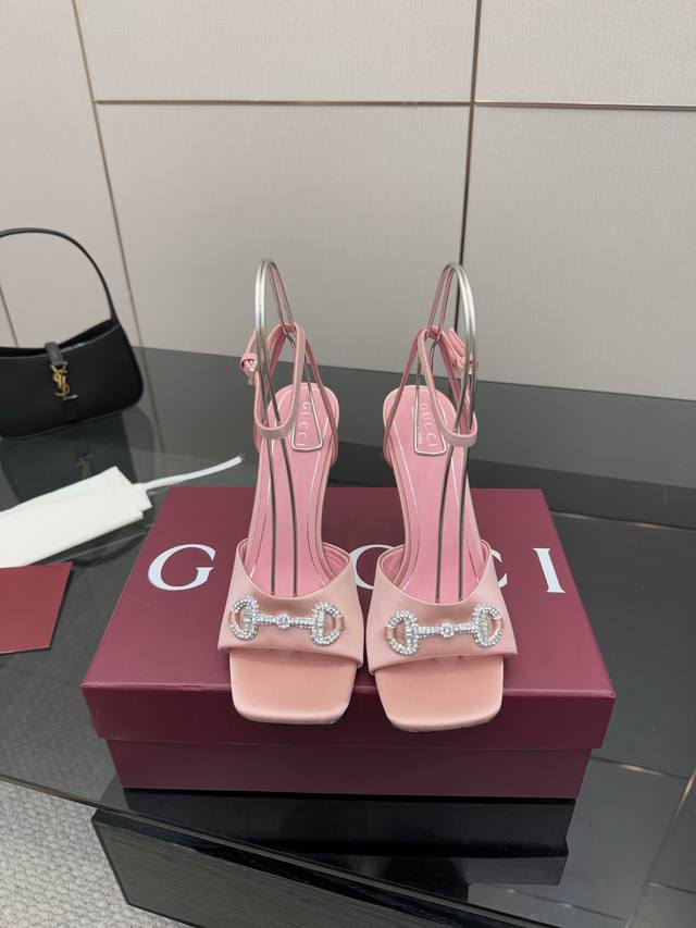 gucci 25S Spring And Summer New Rhinestone Candy-Colored Back Strap Sandals W