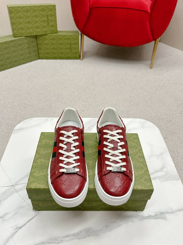Male 10 Gucci's Latest Ace Series Of Little Bee White Shoes, Couple's Casual Spo